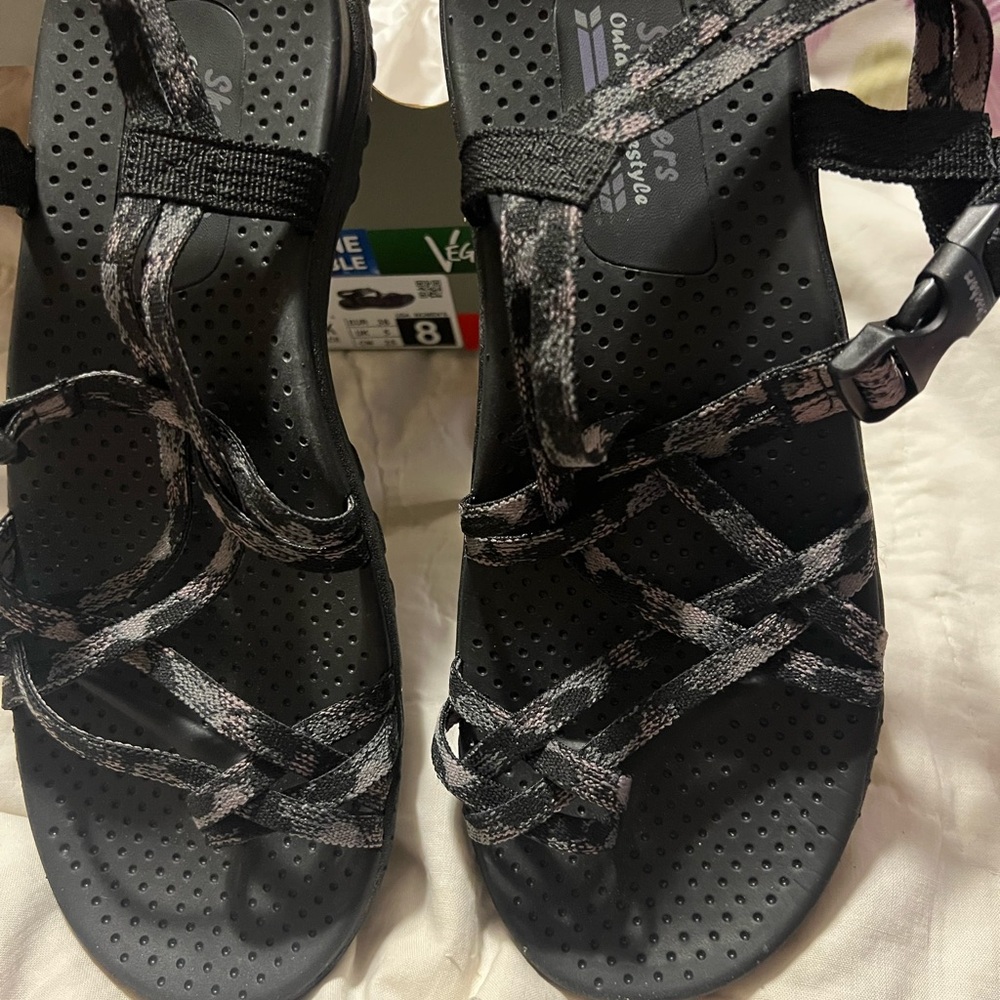 Skechers Black and Gray Women's Sandals